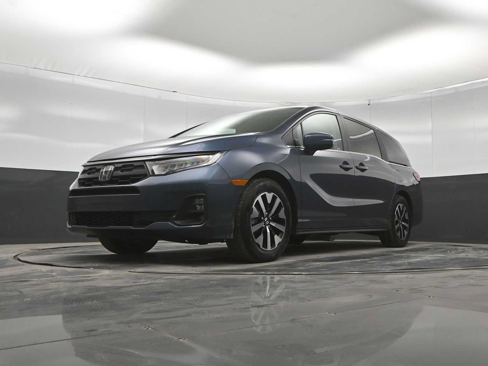 Used 2025 Honda Odyssey EX-L image 33