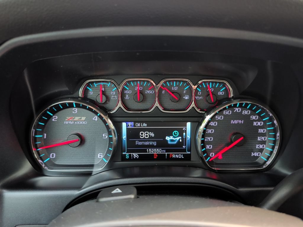 Used 2018 Chevrolet Silverado 1500 LT w/ All Star Edition AWD/4WD image 10