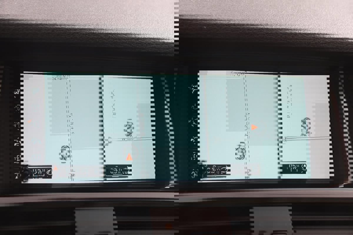 Used 2018 BMW X4 M40i image 9