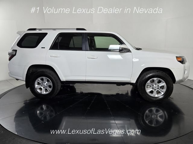Used 2021 Toyota 4Runner SR5 Premium w/ Moonroof Package AWD/4WD image 7