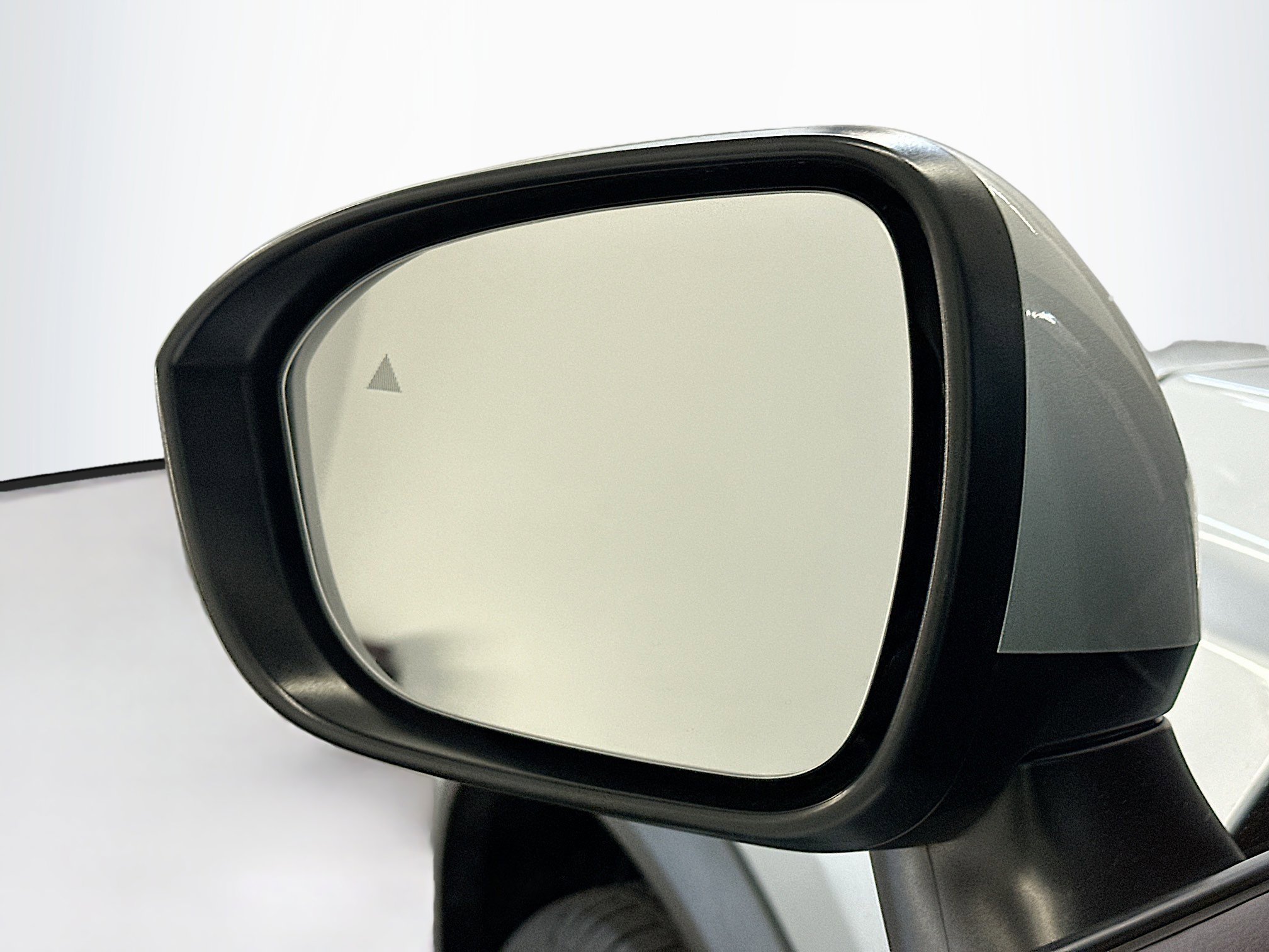 Used 2023 Nissan Rogue SV AWD/4WD image 16