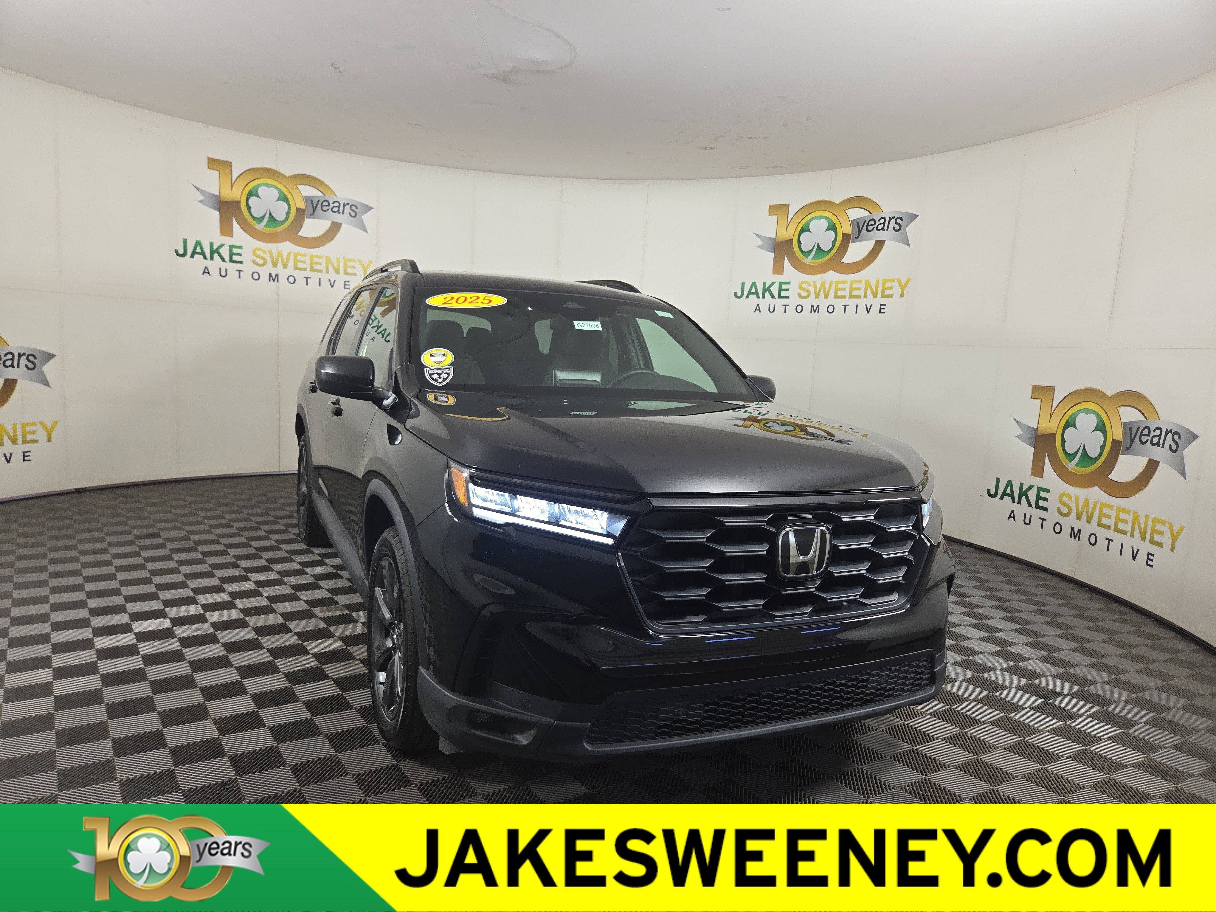 Used 2025 Honda Pilot Sport