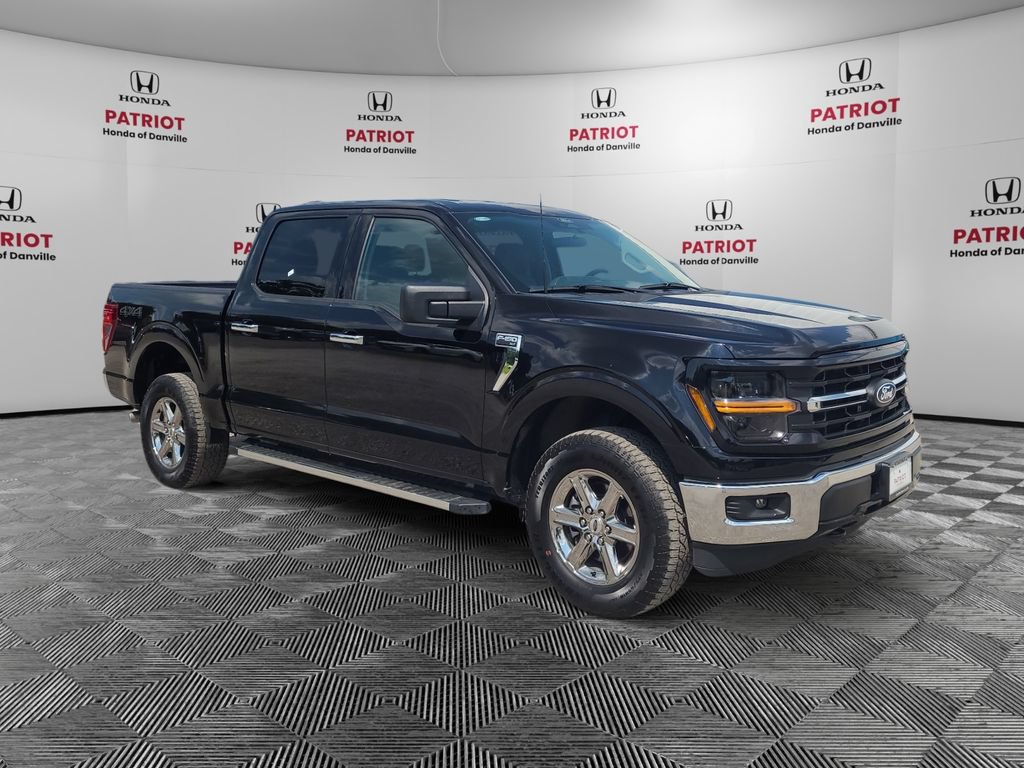 Used 2025 Ford F150 XLT w/ Equipment Group 301A Standard AWD/4WD image 7