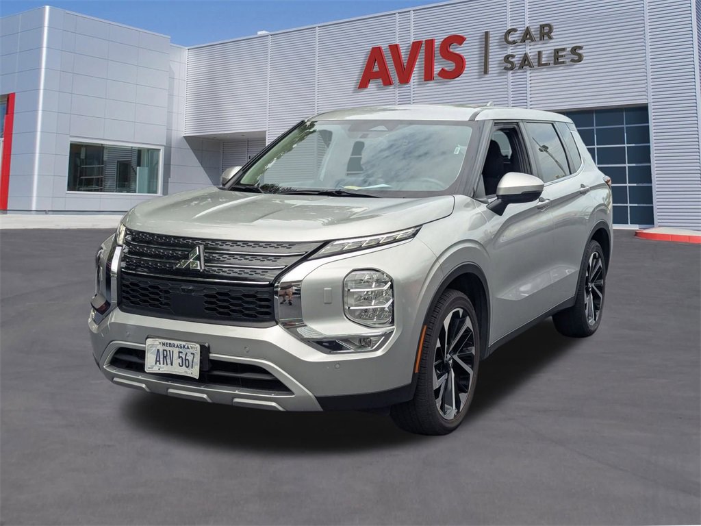 Used 2024 Mitsubishi Outlander SE
