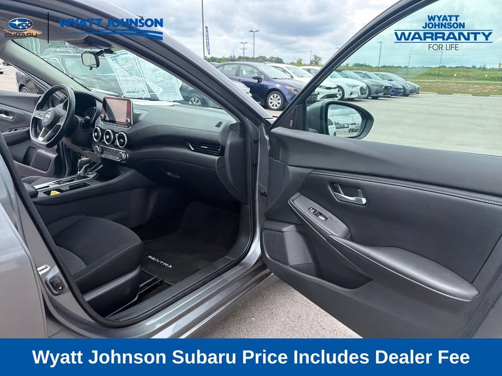 Used 2022 Nissan Sentra SV FWD image 30