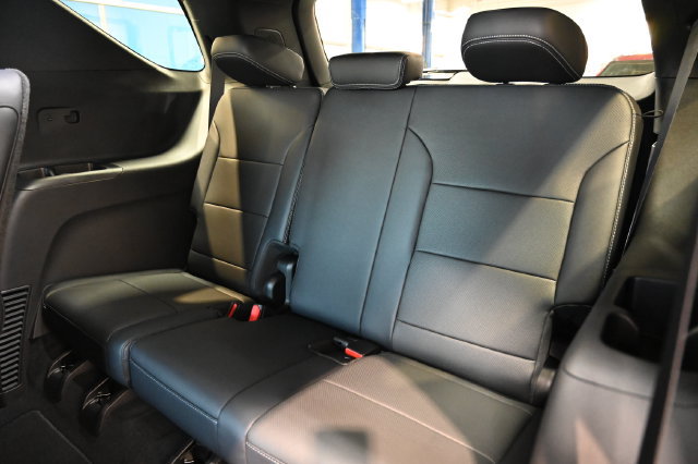 New 2027 Chevrolet Traverse LT AWD/4WD image 12