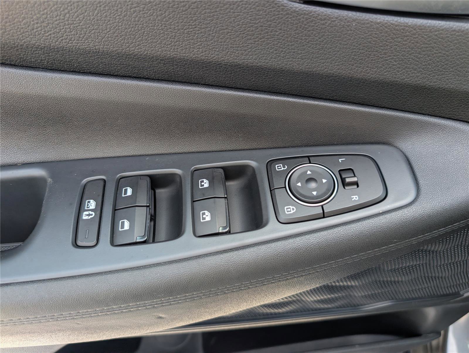 Used 2022 Hyundai Santa Fe XRT image 19