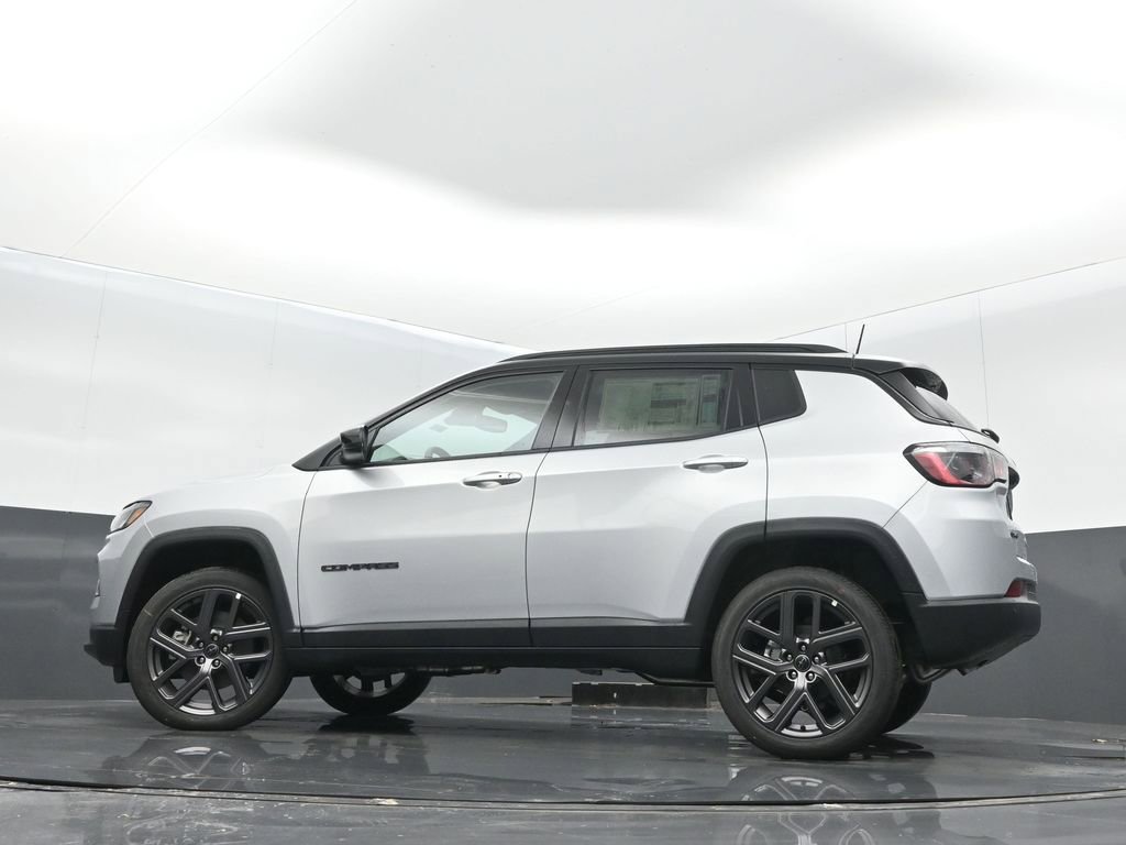 New 2026 Jeep Compass Limited image 35