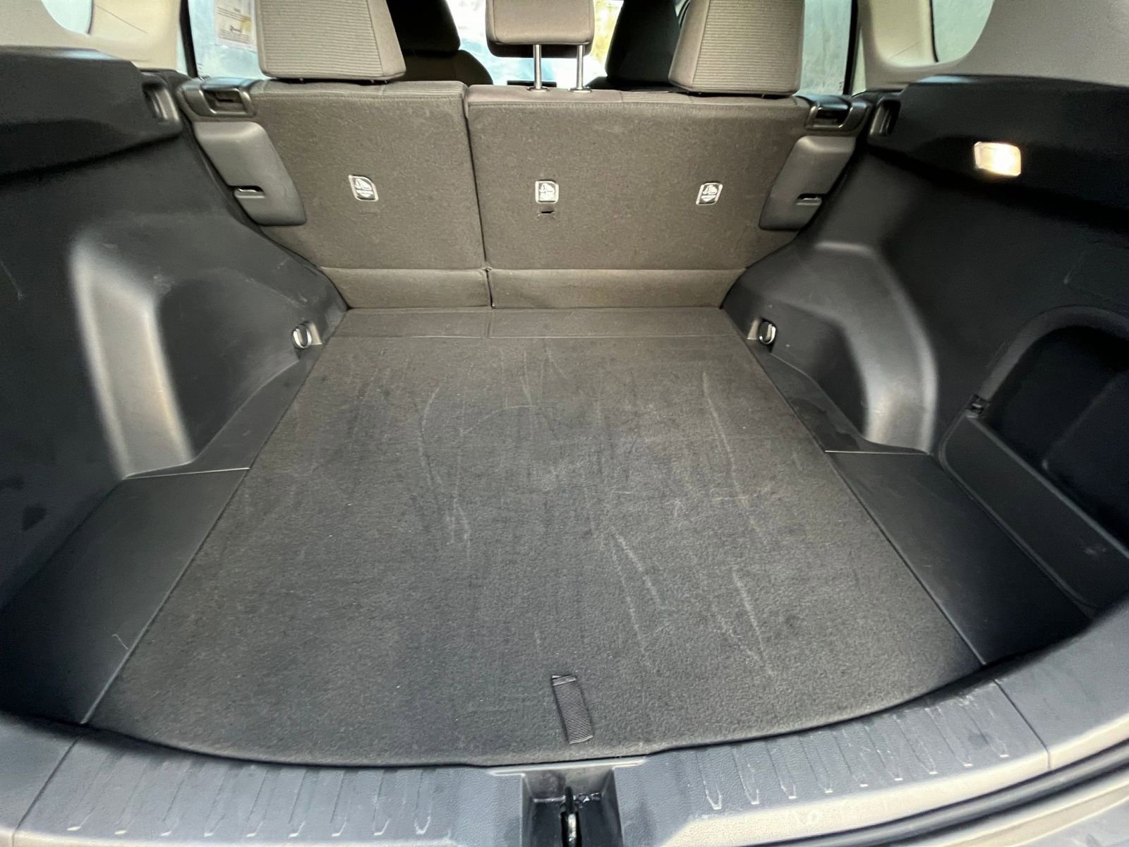 Used 2025 Toyota RAV4 LE image 31