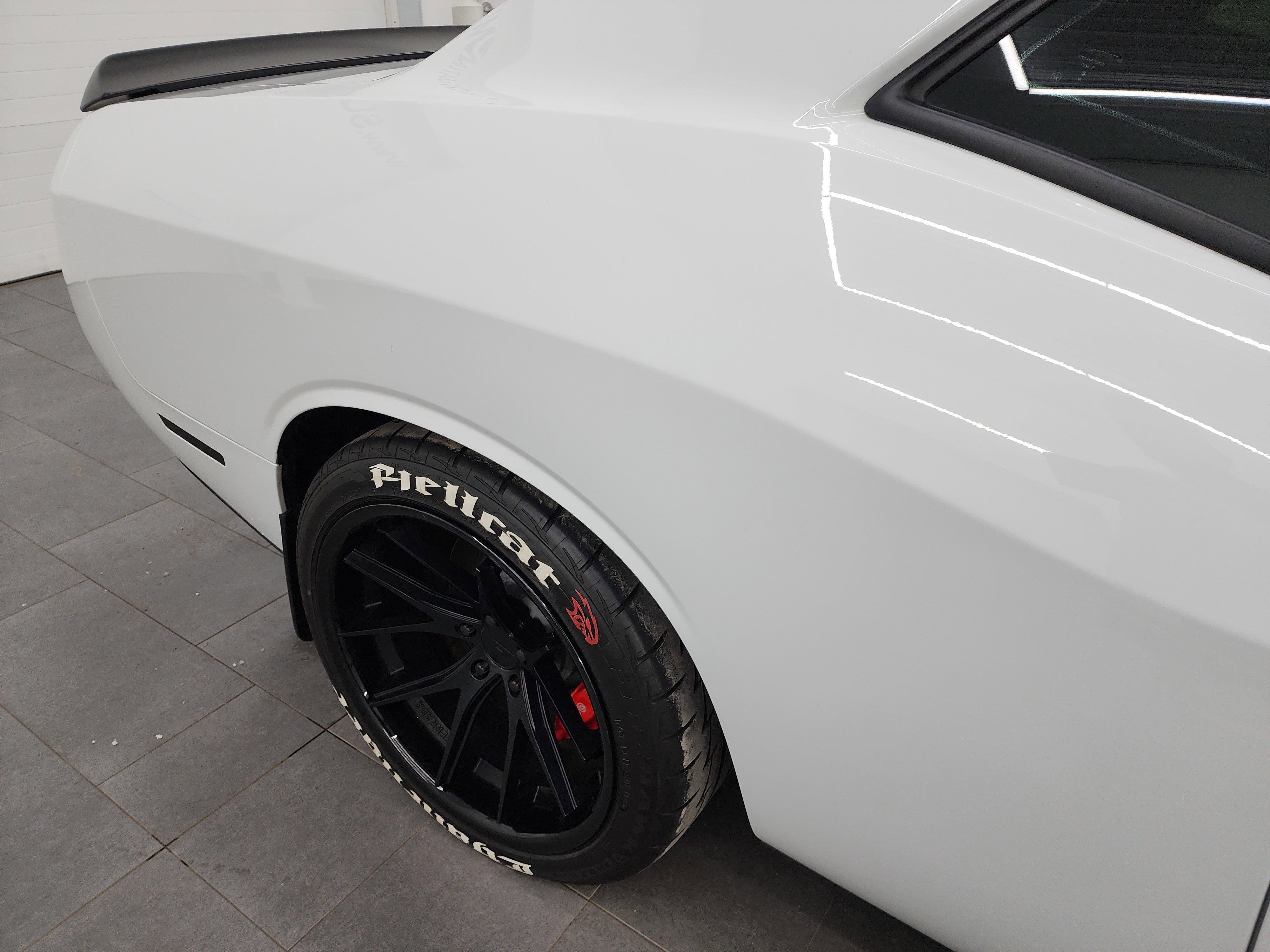Used 2017 Dodge Challenger SRT Hellcat RWD image 26