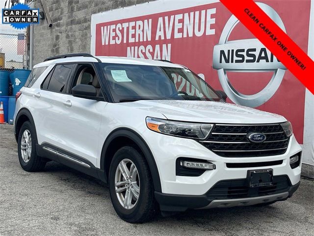 Used 2024 Ford Explorer XLT w/ Equipment Group 202A image 1