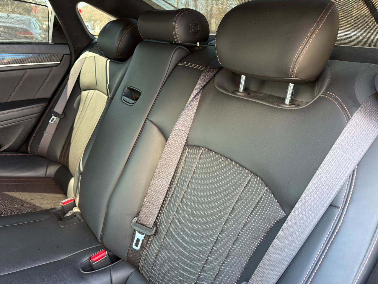 Used 2018 Genesis G80 3.3T Sport image 27