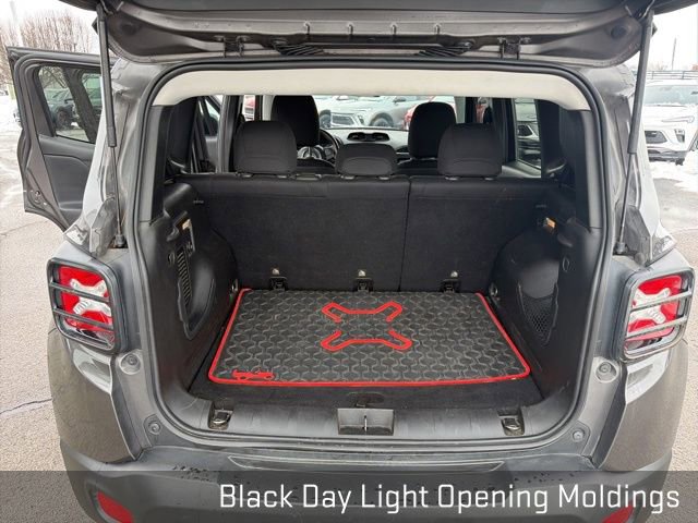 Used 2017 Jeep Renegade Altitude w/ Safety & Security Group (ALP) image 27