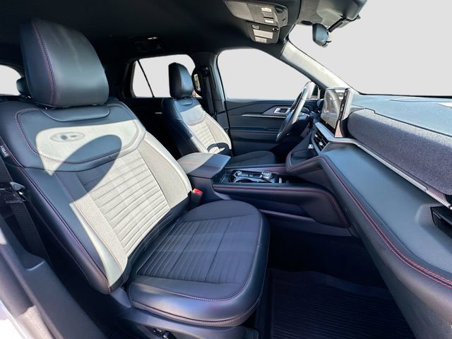 Used 2025 Ford Explorer ST-Line RWD image 27