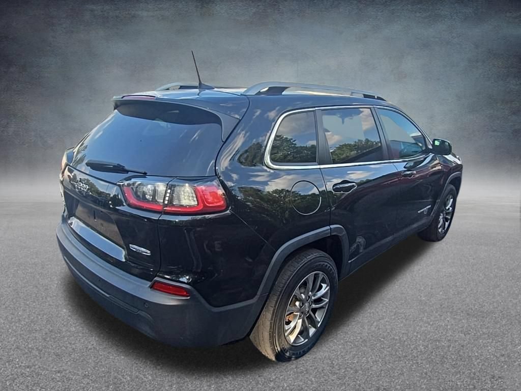 Used 2019 Jeep Cherokee Latitude Plus w/ Cold Weather Group AWD/4WD image 8