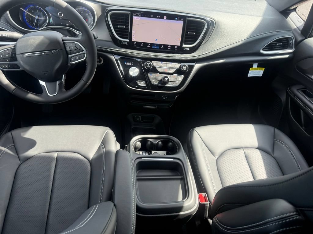New 2027 Chrysler Pacifica Select FWD image 38