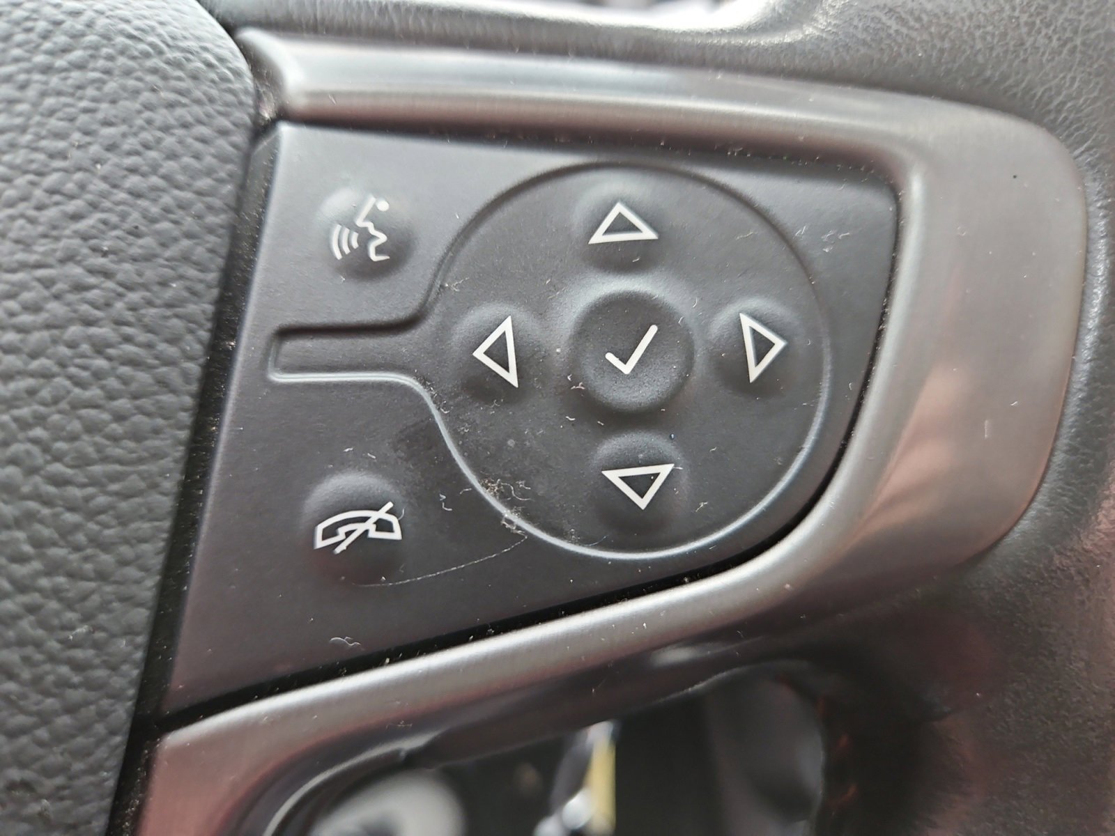 Used 2021 GMC Canyon AT4 image 25