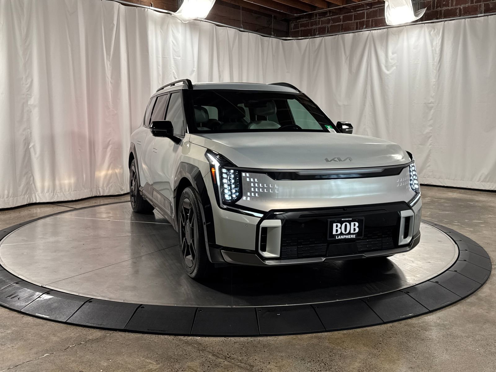 Certified 2024 Kia EV9 GT-Line AWD/4WD image 10