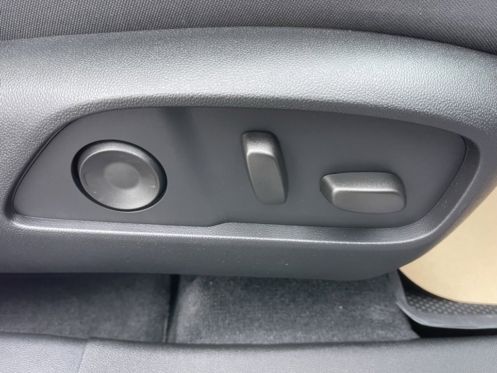 New 2026 Chevrolet Equinox ACTIV image 23