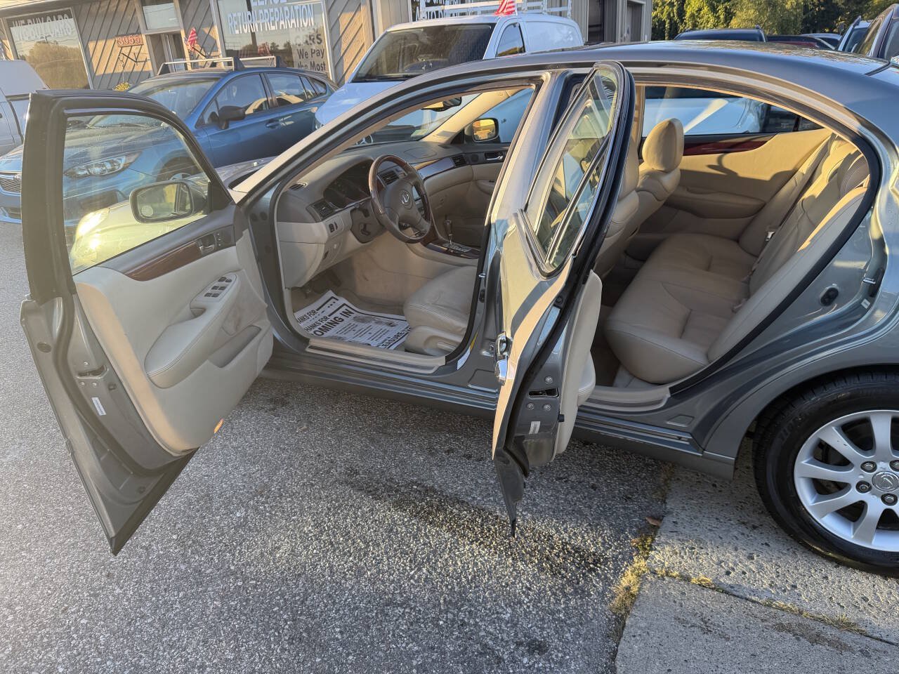 Used 2002 Lexus ES 330 FWD image 33