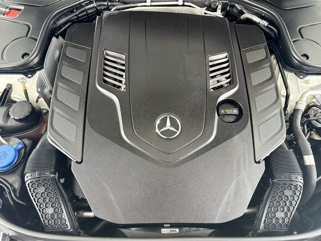 Used 2020 Mercedes-Benz S 560 Sedan image 26