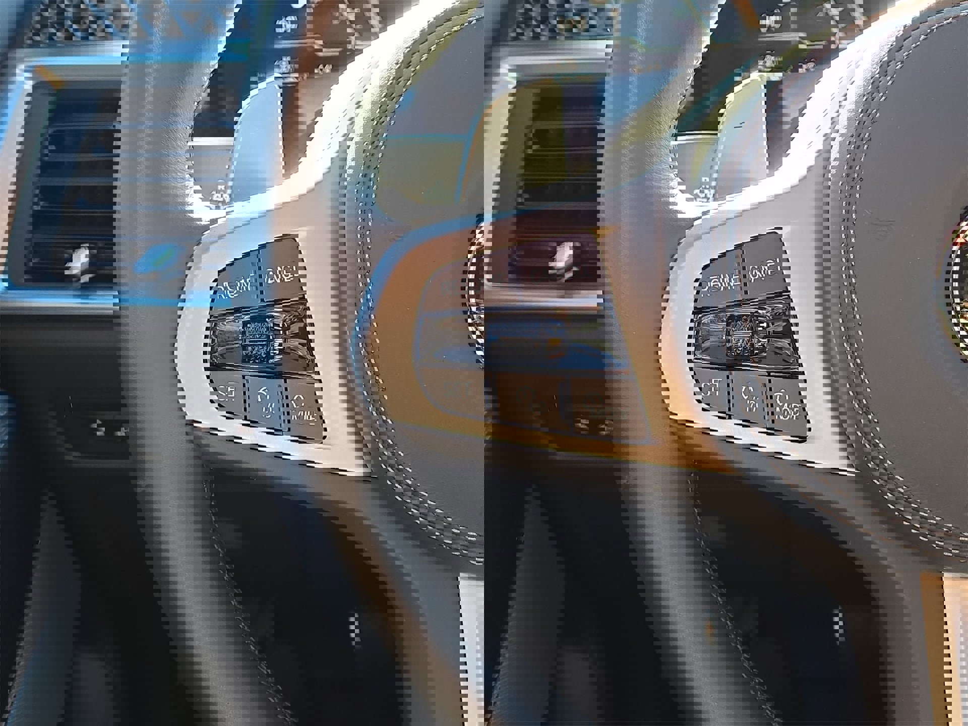 Used 2026 BMW X5 sDrive40i image 21