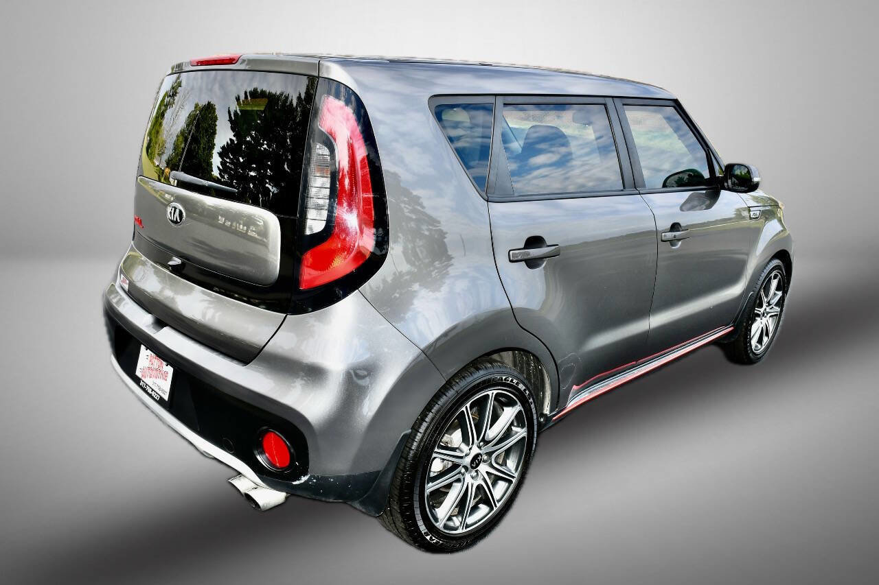 Used 2018 Kia Soul ! FWD image 7