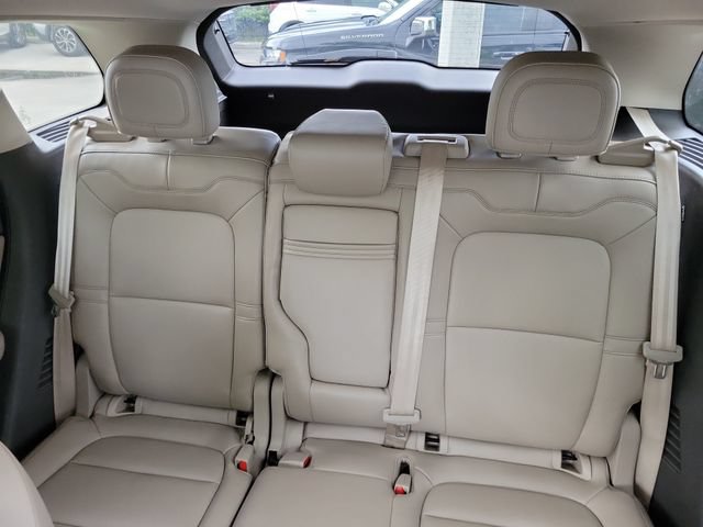 Certified 2022 Lincoln Corsair FWD image 10