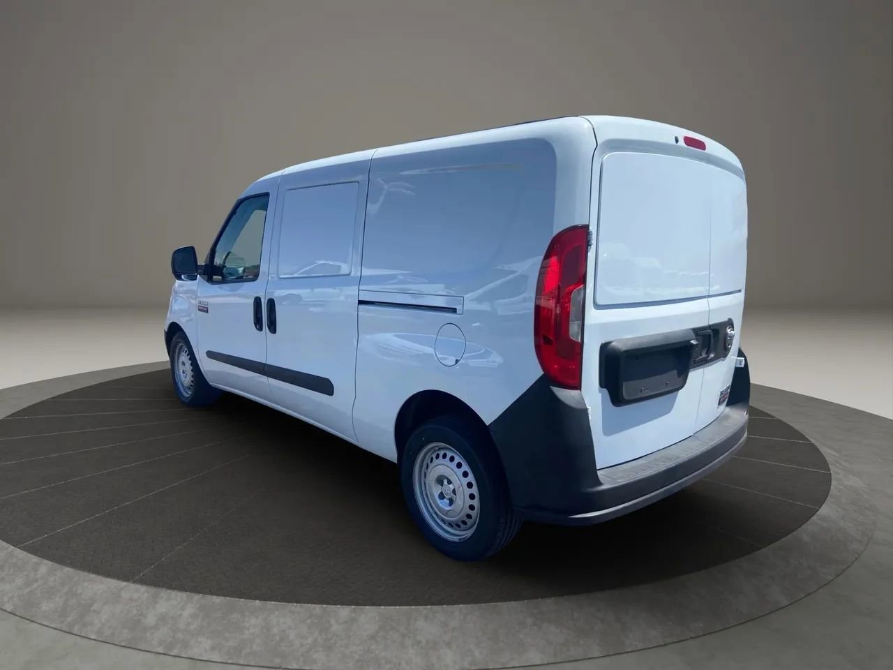 Used 2021 RAM ProMaster City Tradesman image 4