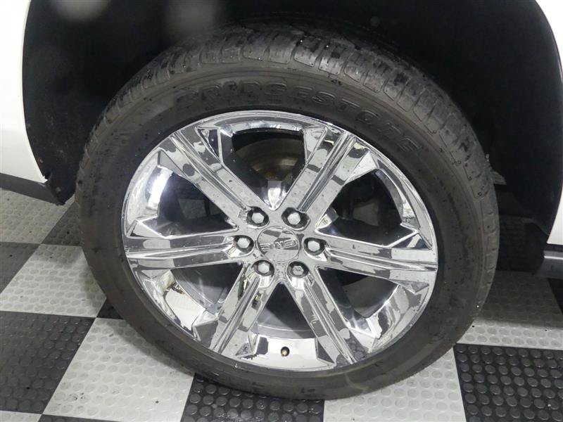 Used 2017 GMC Yukon Denali AWD/4WD image 13