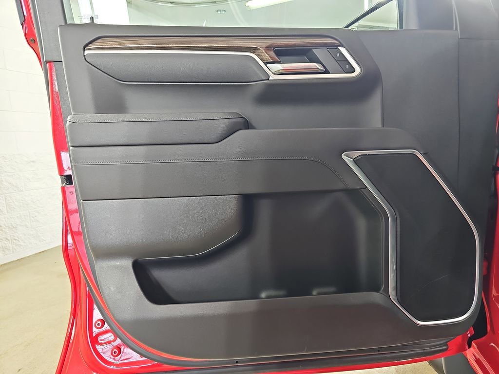 Certified 2026 Chevrolet Silverado 1500 LT image 31