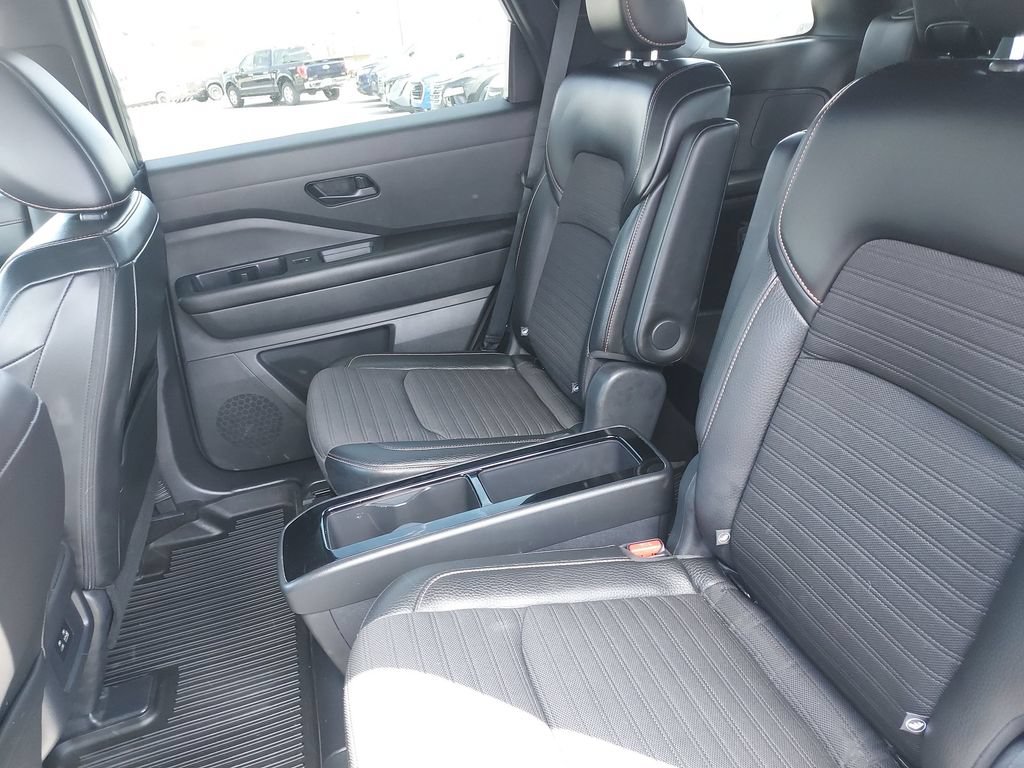 Used 2023 Nissan Pathfinder Rock Creek AWD/4WD image 27