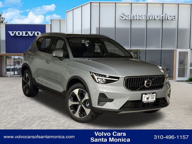 New 2025 Volvo XC40 B5 Core w/ Protection Package Premier image 1