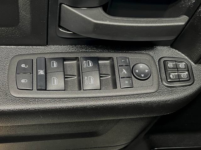 Used 2023 RAM 2500 Tradesman w/ Chrome Appearance Group image 14