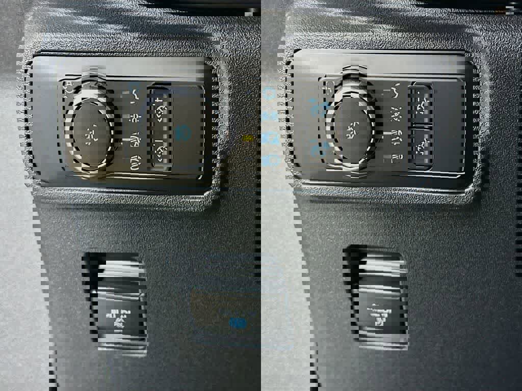 New 2026 Ford Bronco Outer Banks AWD/4WD image 26