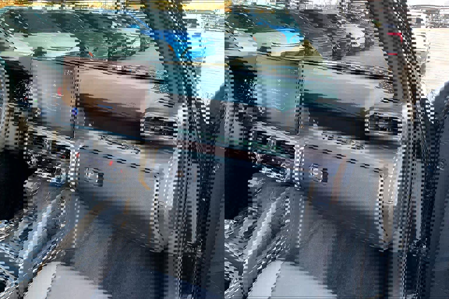 Used 2024 Toyota Tacoma TRD Off-Road image 18