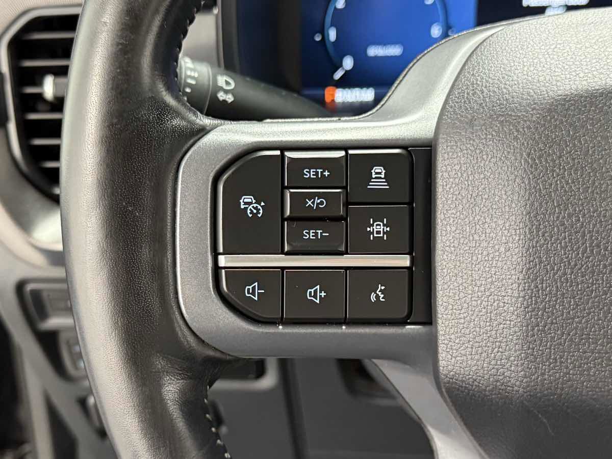 Used 2024 Ford F150 Lariat image 18