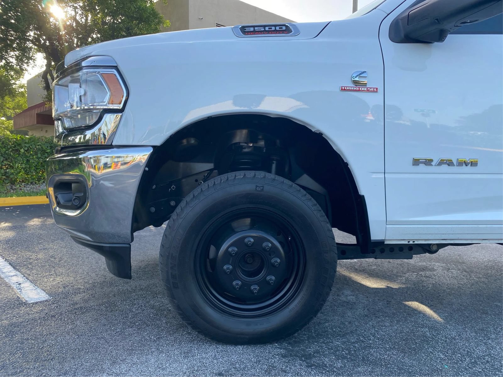 Used 2024 RAM 3500 Big Horn w/ Towing Technology Group AWD/4WD image 14