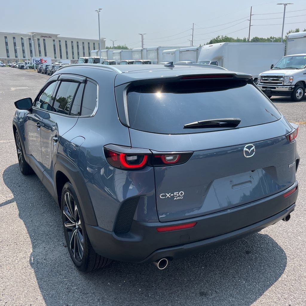 Used 2023 MAZDA CX-50 AWD 2.5 S w/ Premium Plus Pkg image 2
