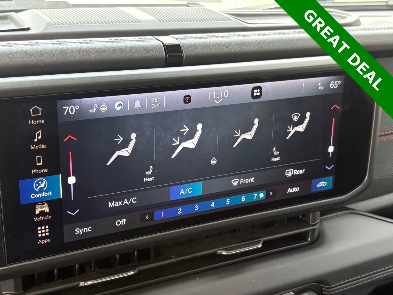 Used 2025 Jeep Gladiator Rubicon w/ Convenience Group AWD/4WD image 30