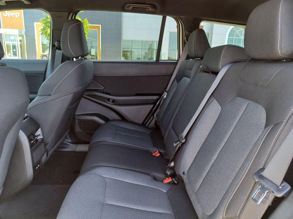 New 2026 Jeep Cherokee Laredo AWD/4WD image 29