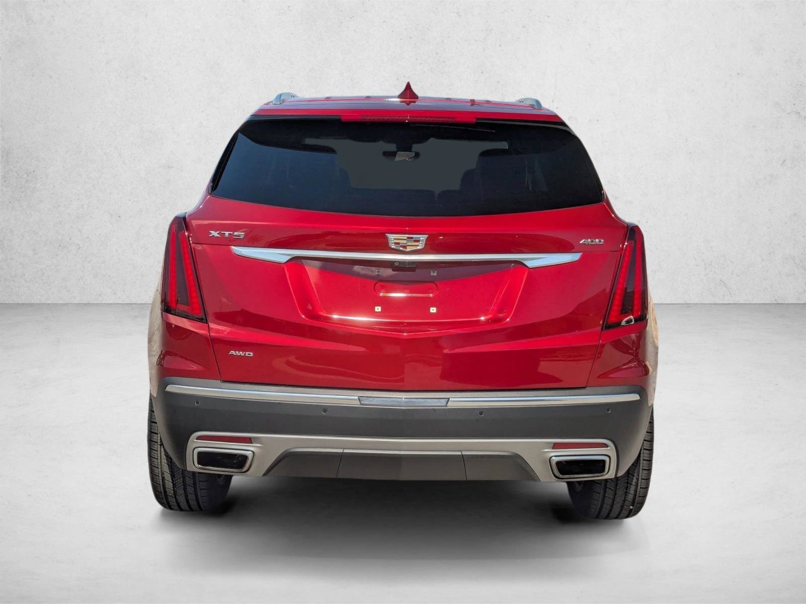 Used 2023 Cadillac XT5 Premium Luxury w/ Technology Package AWD/4WD image 6