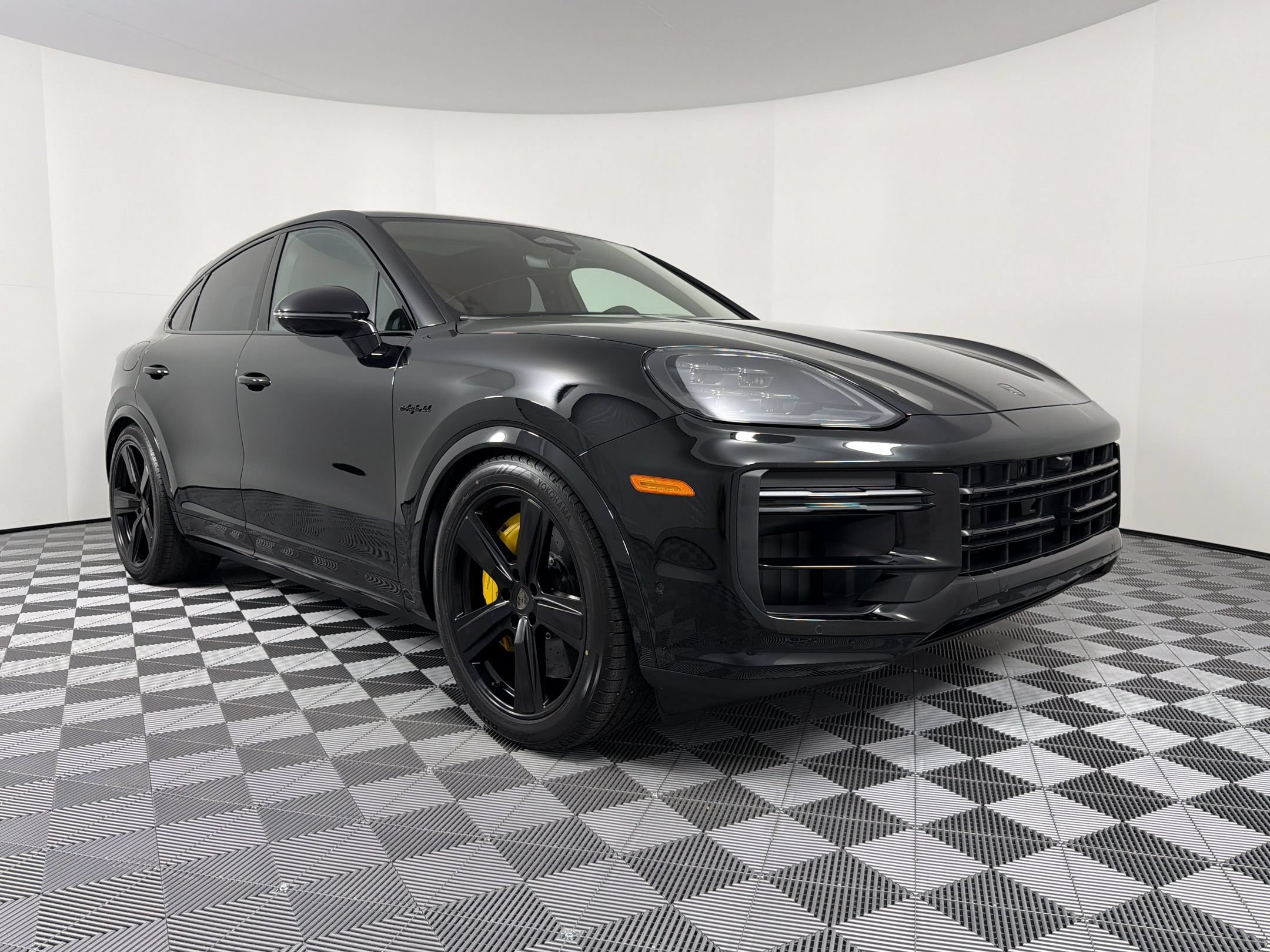 New 2026 Porsche Cayenne Turbo AWD/4WD image 12