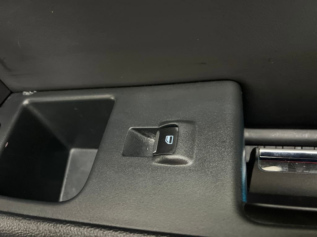 Used 2024 Ford Expedition Max XLT image 22