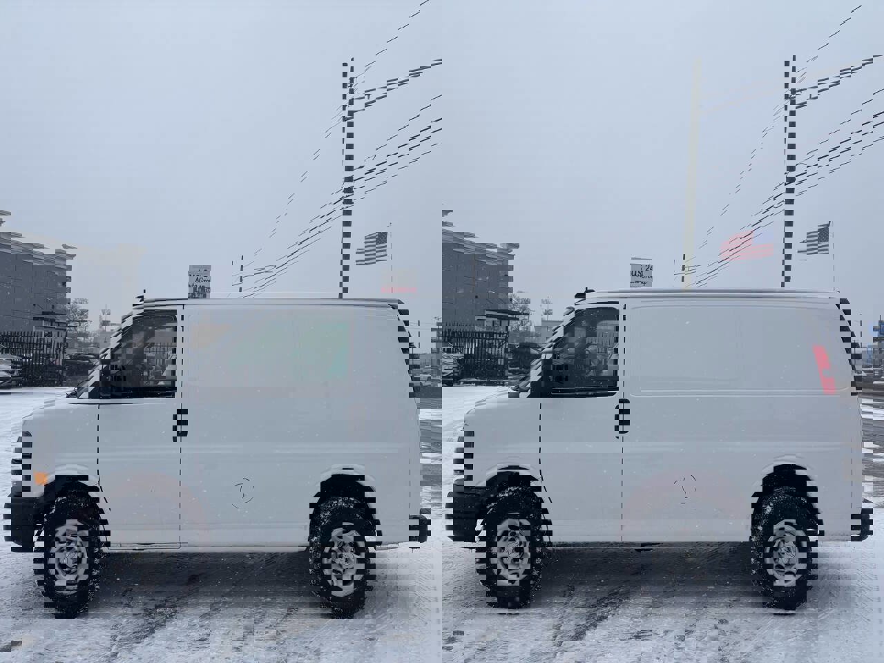 Used 2021 Chevrolet Express 2500 w/ Driver Convenience Package image 2