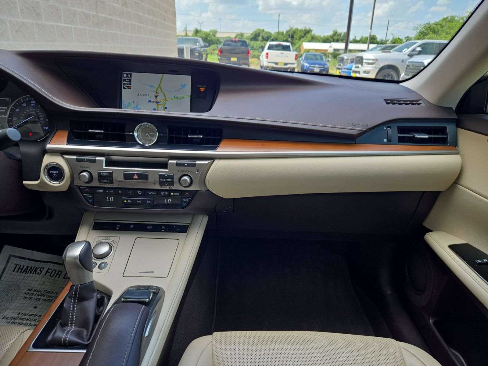 Used 2017 Lexus ES 300h FWD image 20