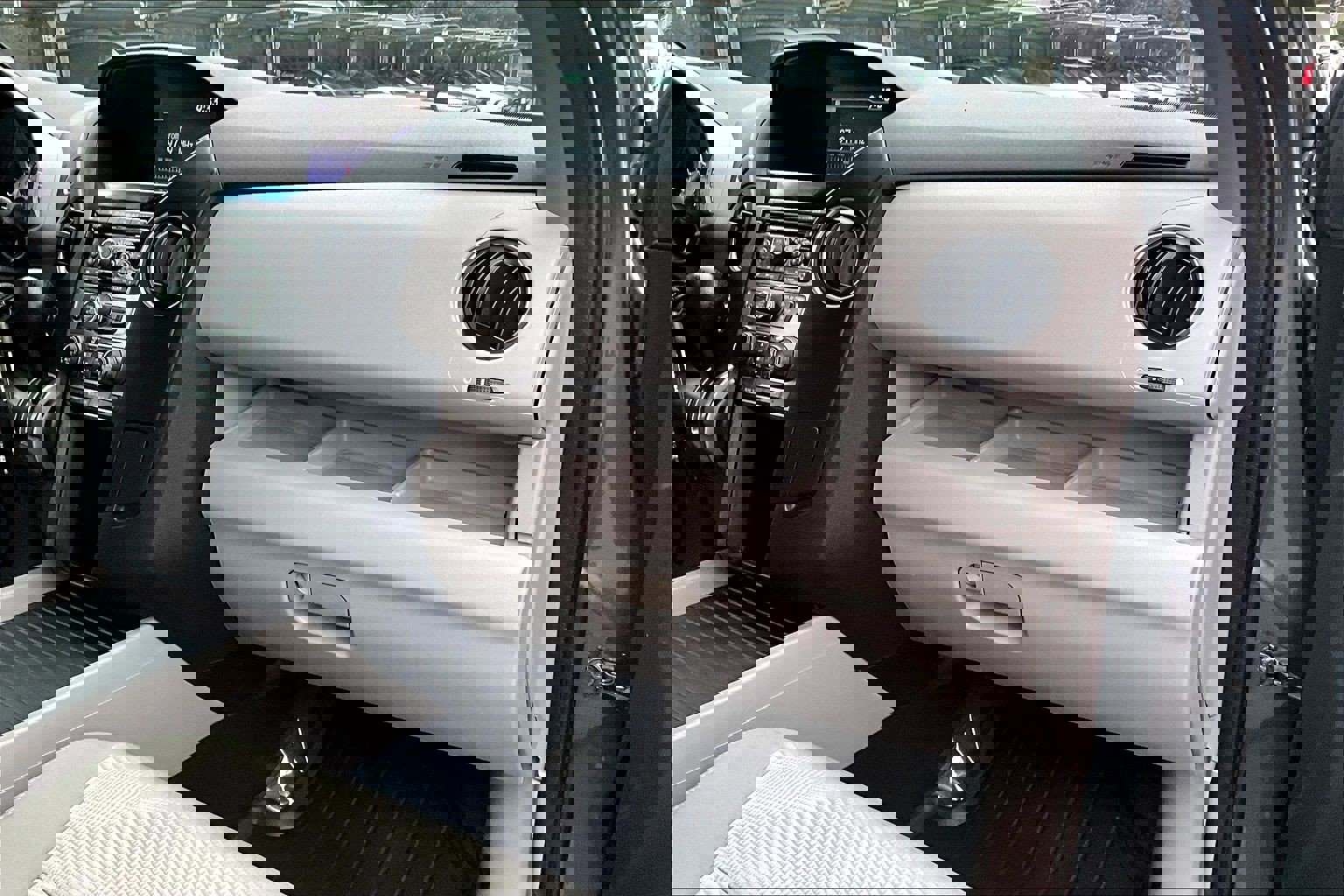 Used 2015 Honda Pilot LX image 14