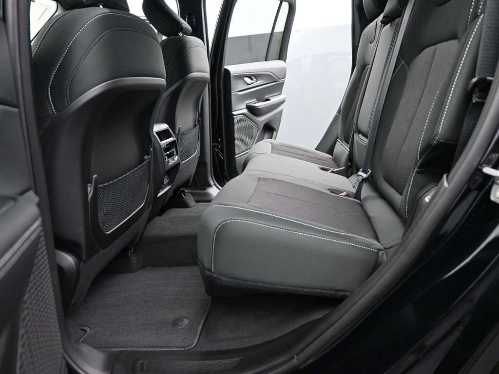 New 2025 Jeep Grand Cherokee Laredo X w/ Luxury Tech Group I image 13