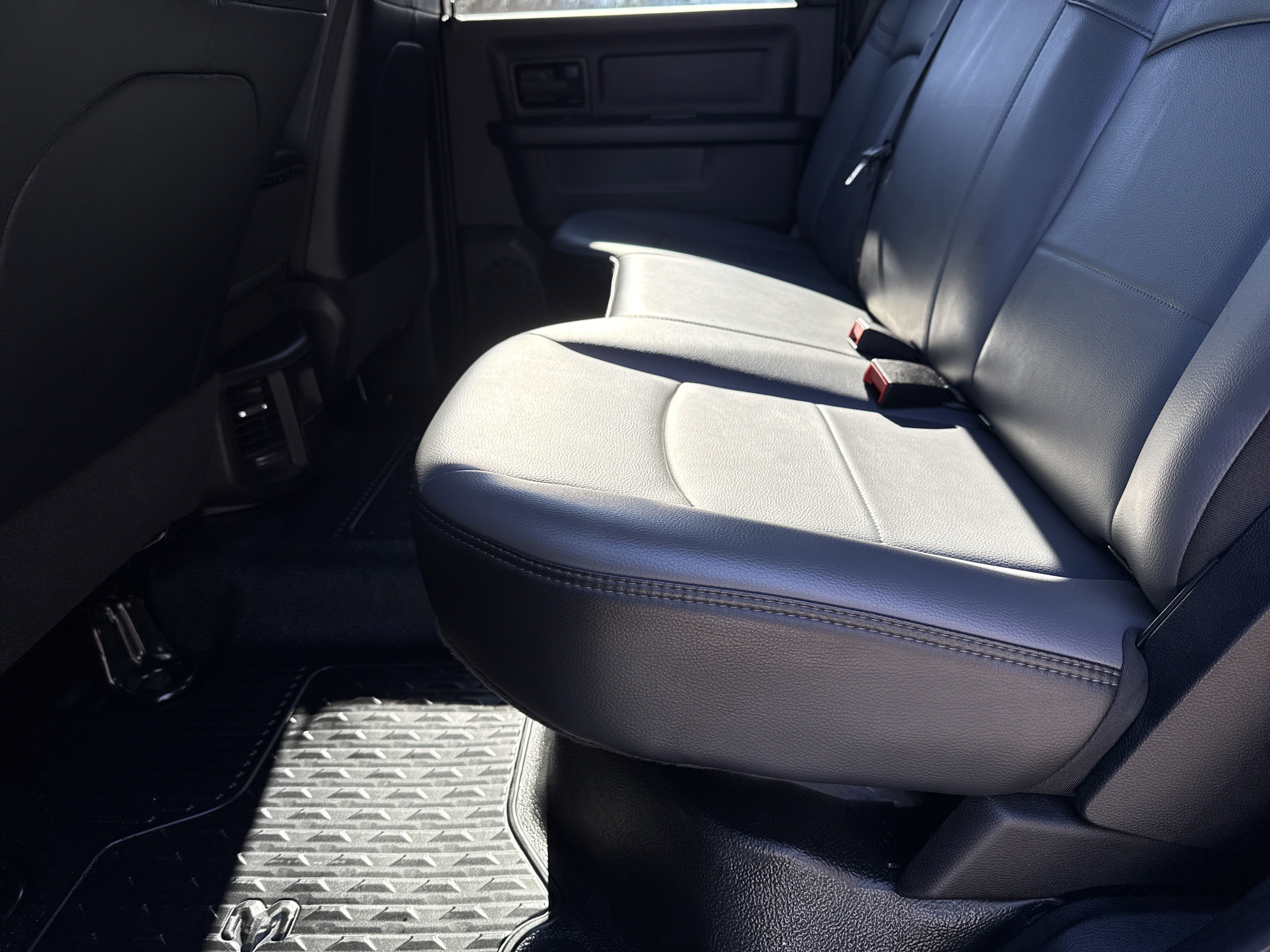 Used 2025 RAM 3500 Tradesman w/ Chrome Appearance Group image 23