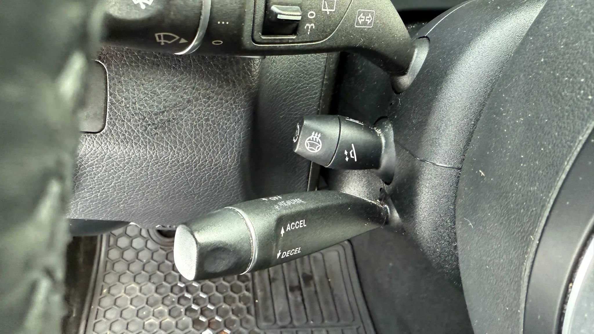 Used 2016 Mercedes-Benz E 350 4MATIC Wagon w/ Premium Package image 21